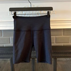 Beyond yoga biker shorts